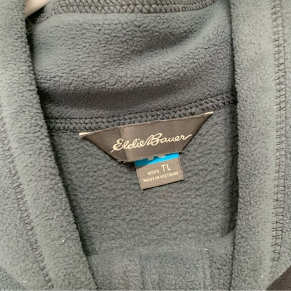 Men’s Gray Eddie Bauer Reso Half Zip Long Sleeve Fleece Sweater - Picture 5 of 5